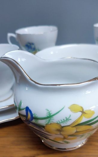 14 pcs Vintage Crown  Royal Bone China