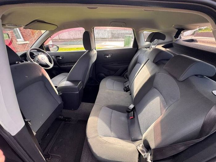 Nissan Qashqai interior