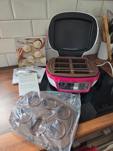 TEFAL Cake Factory - Brand New