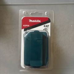 Makita adapter 12V With USB genuine part brand new
