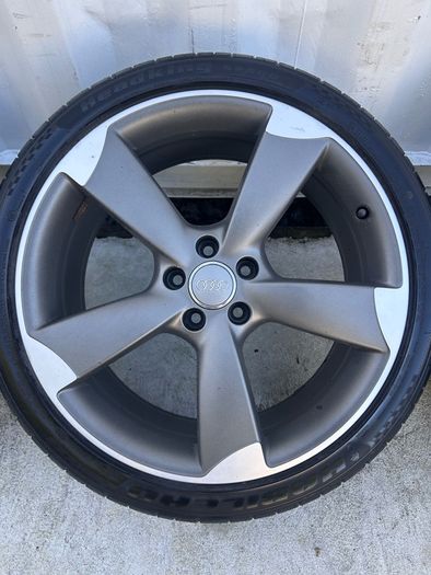 Genuine Audi TTRS 20" Alloy Wheels