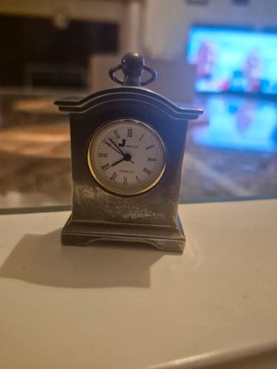 Japanese movement DD quartz antique minature clock