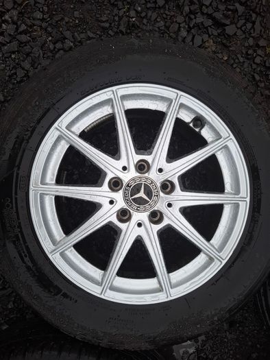 16" Genuine Mercedes Alloys with tyres