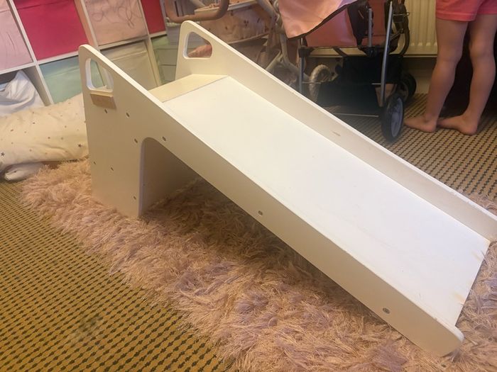 Kiddy Moon Indoor Wooden Slide