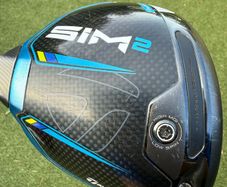 Taylormade Sim 2 10.5 degree Driver. Stiff Shaft