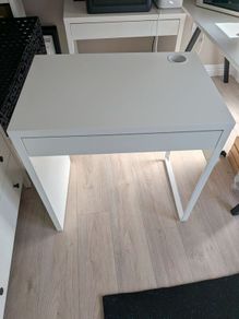 IKEA Micke Desk