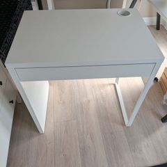 IKEA Micke Desk