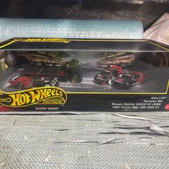 Hot Wheels Premium Advan Racing Team Diorama Set