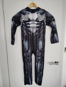 boys halloween costume.age 9/10