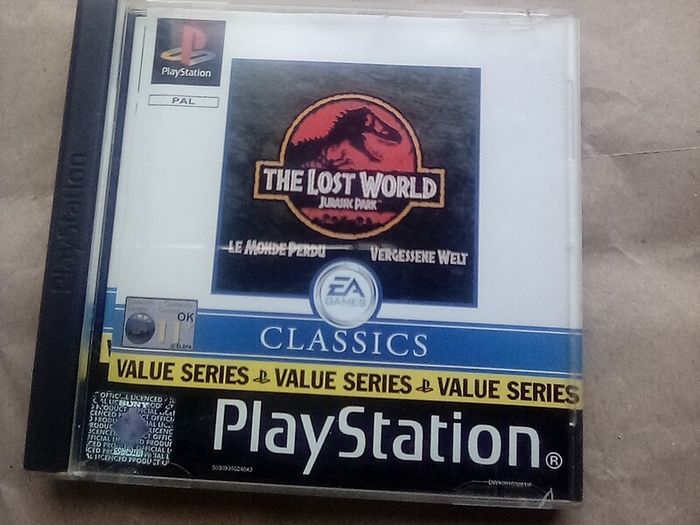 Retro Playstation 1 game - The Lost World Jurassic Park