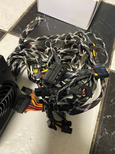 NEXUS 530 watts Silent power supply new but no Box