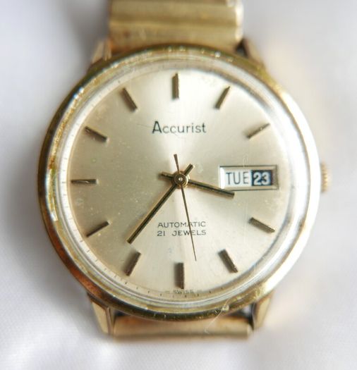 Vintage Accurist Automatic Gentleman's Wristwatch  (works well and keeps time)