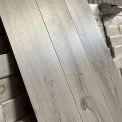 Brand new laminated flooring now available