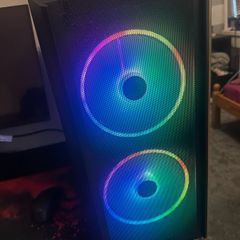 High-end Gaming Pc Rtx 5070 Ti + Ryzen 9800x3d | 240hz Qd-oled Monitor Included