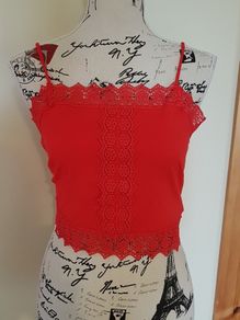 BNWT Size 12-14 Short Vest Top