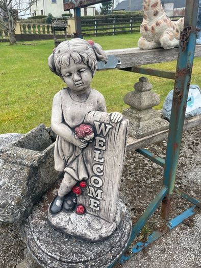 garden ornaments