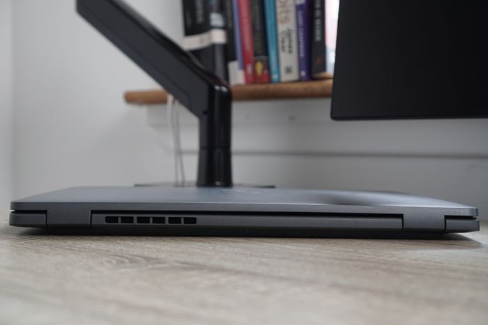 Dell Latitude 3550 15.6" | i5-1335U | 16GB | 256GB