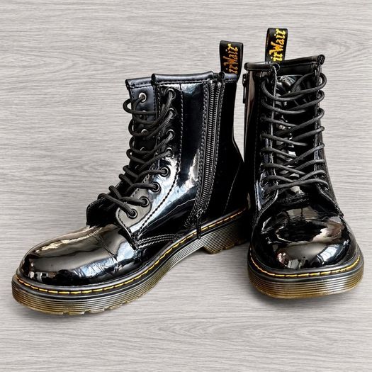 Dr Martens 1460 J Black Glossy Lace Up Patent Boots UK 3 EU 36 fits up to 4.5