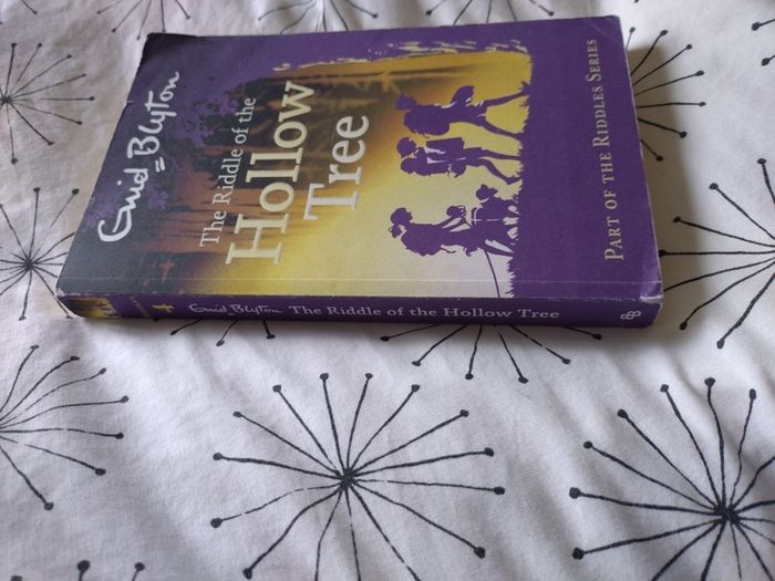 The riddle of the hollow tree by Enid Blyton