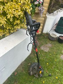 Garden Strimmer / Trimmer. Electric