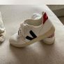 Veja Trainers Image 3