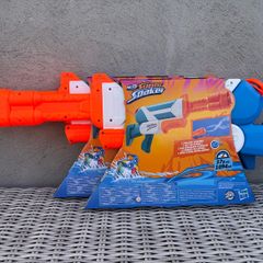 Nerf Super Soaker Twister x2