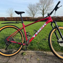 Trek marlin 8