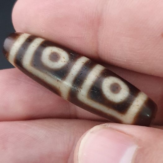 Antique Himalayan Tibetan 4 Eyes Agate Dzi Bead Amulet