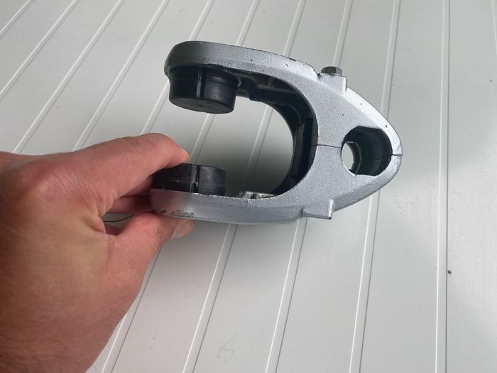 Honda BF5 5hp Outboard Leg Mounts