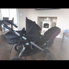 PRICE DROP !! City Select Double buggy