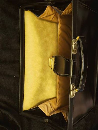 briefcase vintage