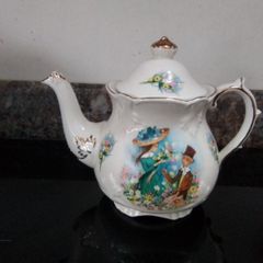 Price Kensington Vintage Teapot