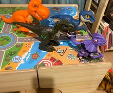 4 Dinosaurs