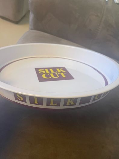 Original Vintage Silkcut Pub Tray (New old Stock) unused.
