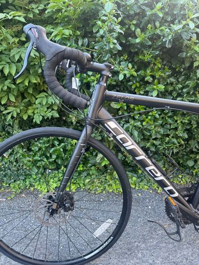 Carrera Zelos Bike