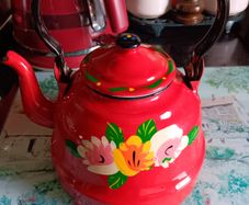 Enamelled  kettle