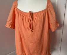 New Top, size Large