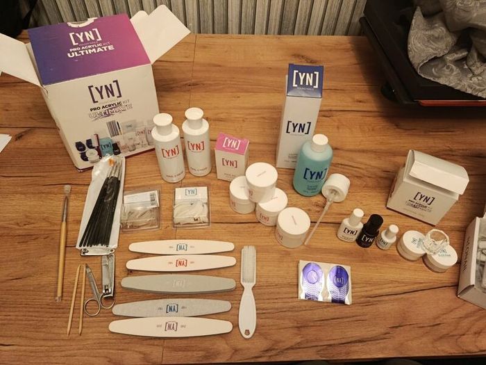 Yn nail supplies