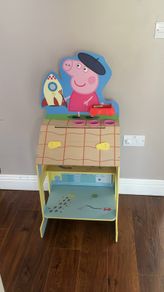 Peppa Pig Art Table