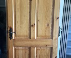 8 x Solid Pine doors