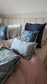 2 Floral Scatterbox Cushions