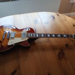 Tokai Love Rock . Refinished Nitrocellulose Tea Burst,