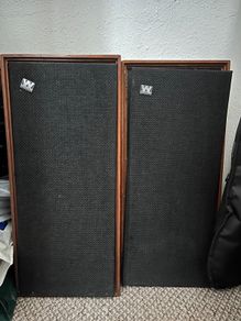 Wharfedale speakers 1971