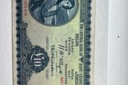 1960 old Irish banknote Lady Lavery 10 pound in lovely condition, no rips,pen or pin holes, post added extra, 6 euro register