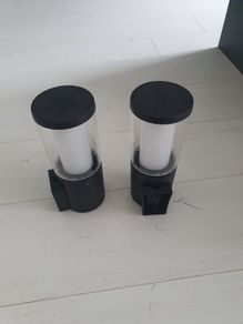 2 Outside wall lights