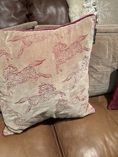 5 Lexington cushions incl two bolster back pieces