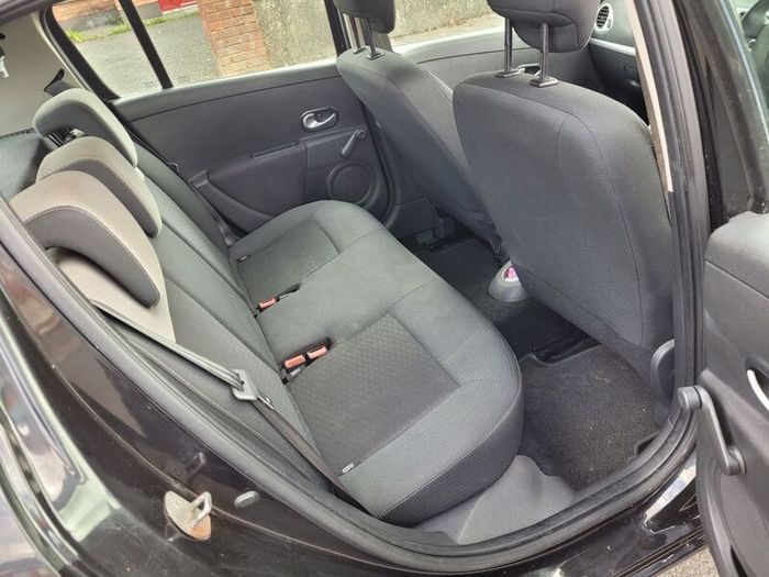 2010 Renault Clio