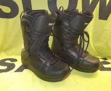 Raven snowboard boots