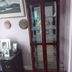 MAHOGANY Curio Cabinet