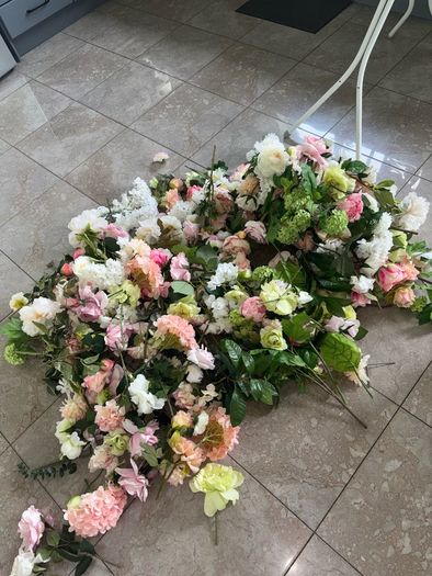 artificial flowers